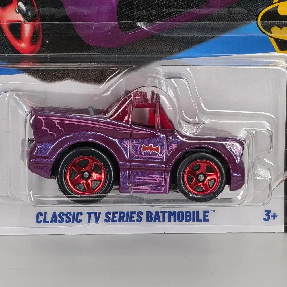 HOT WHEELS BATMOBILE TOONED 2026 #144/250 PURPLE RED WHEELS BATMAN - NIB